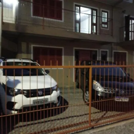 Residencial Henkes Apartment Canela Exterior photo